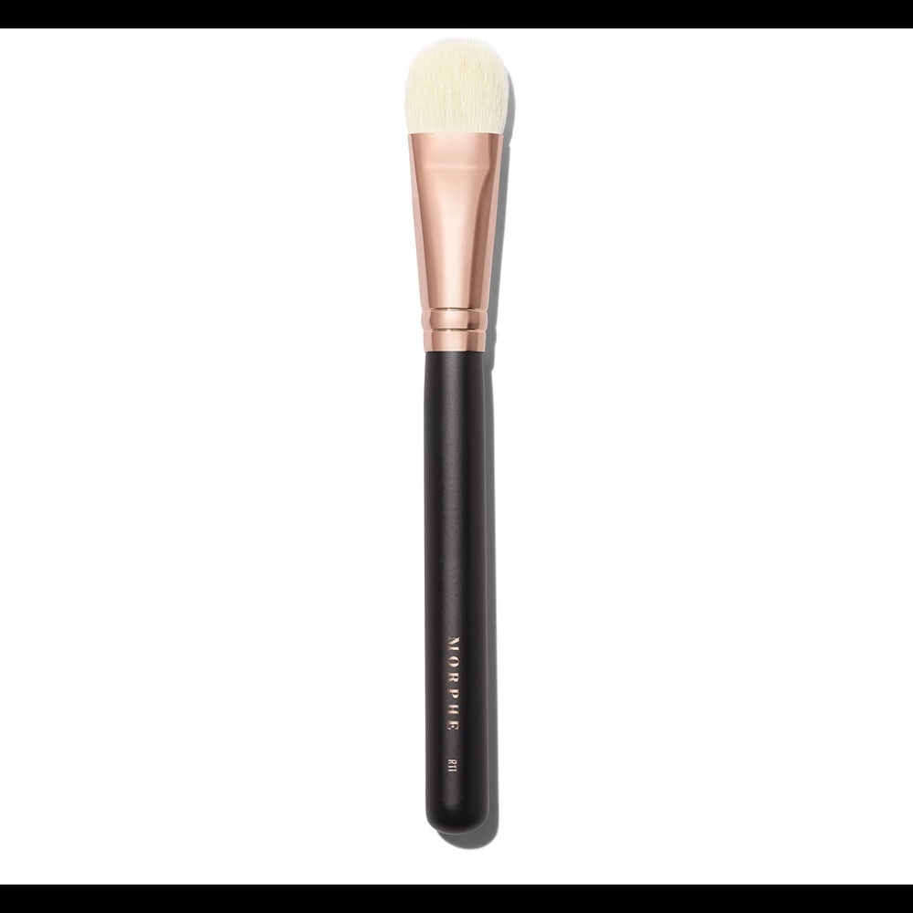 Morphe R11 Deluxe Oval Shadow Brush